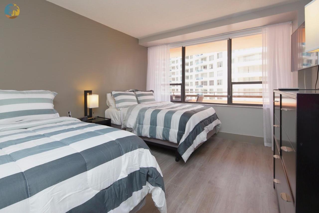Deluxe Beach Resort - Hora Rentals 마이애미 비치 외부 사진